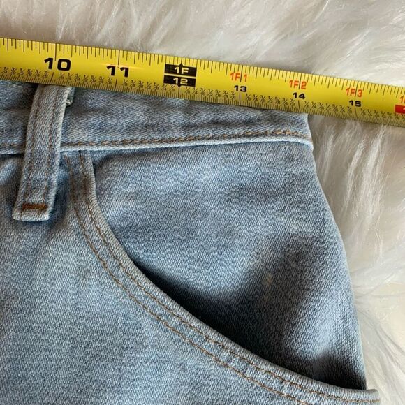 Vintage Wrangler Light Wash Shorts High Waisted Cutoff 27” - Picture 6 of 8